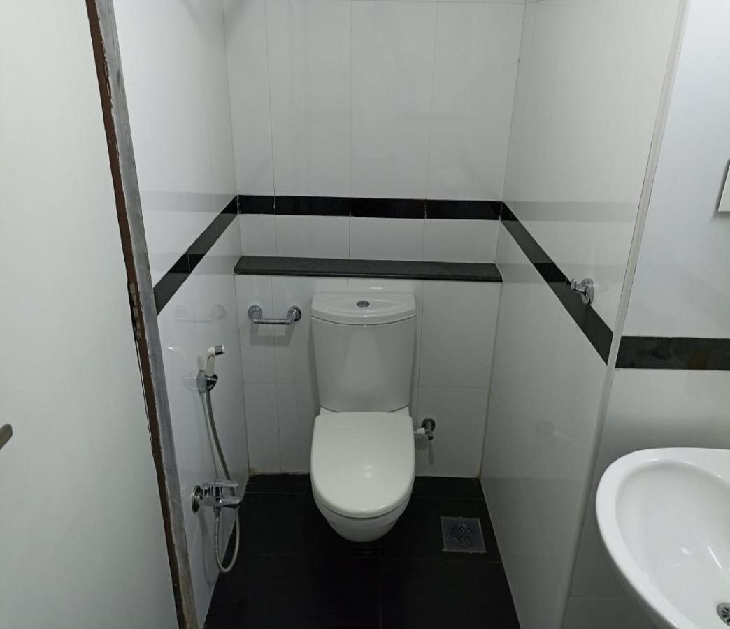 Daffodil Inn Velankanni Extérieur photo
